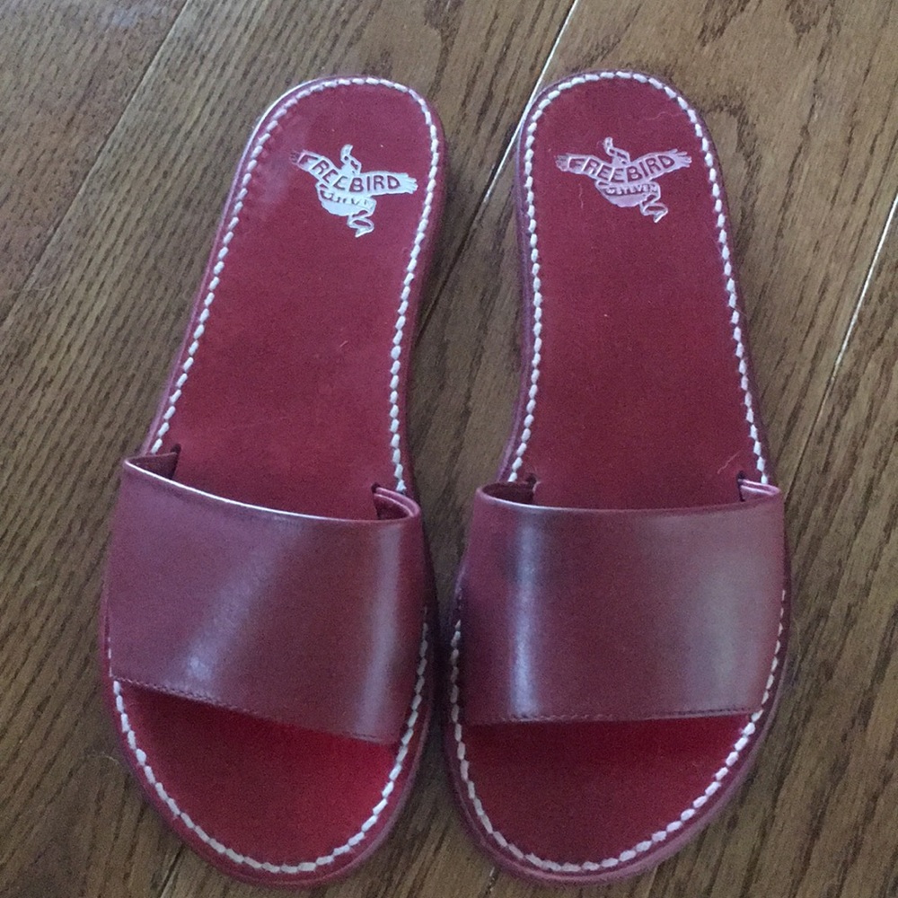 free bird golden sandal
